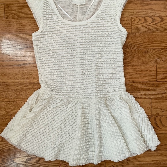 Zara cream peplum - Picture 2 of 4